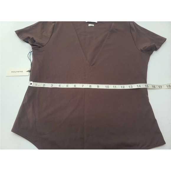 Babaton Contour V Neck Plunging Thong Bodysuit Short Sleeve Size XL Brow… - Picture 5 of 7